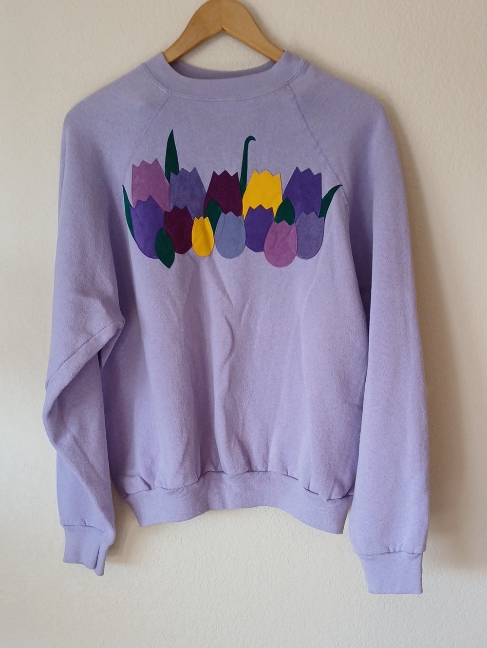 Vintage Lavender Tulips Applique Tultex Sweatshirt